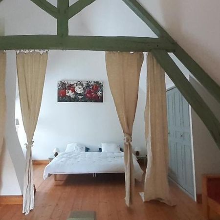 ホテル La Maison D'Amis Du Moulin La Chapelle-Viel エクステリア 写真