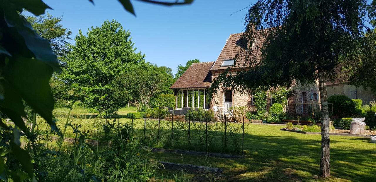 ホテル La Maison D'Amis Du Moulin La Chapelle-Viel エクステリア 写真